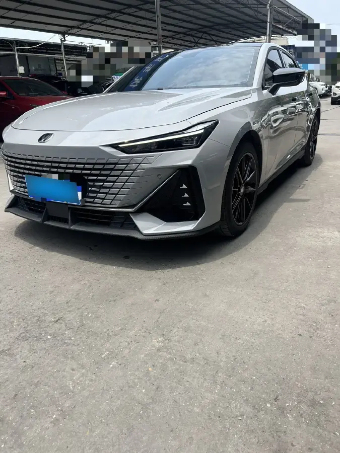 2023 ChangAn UNI-V 1.5T 188HP L4 7DCT