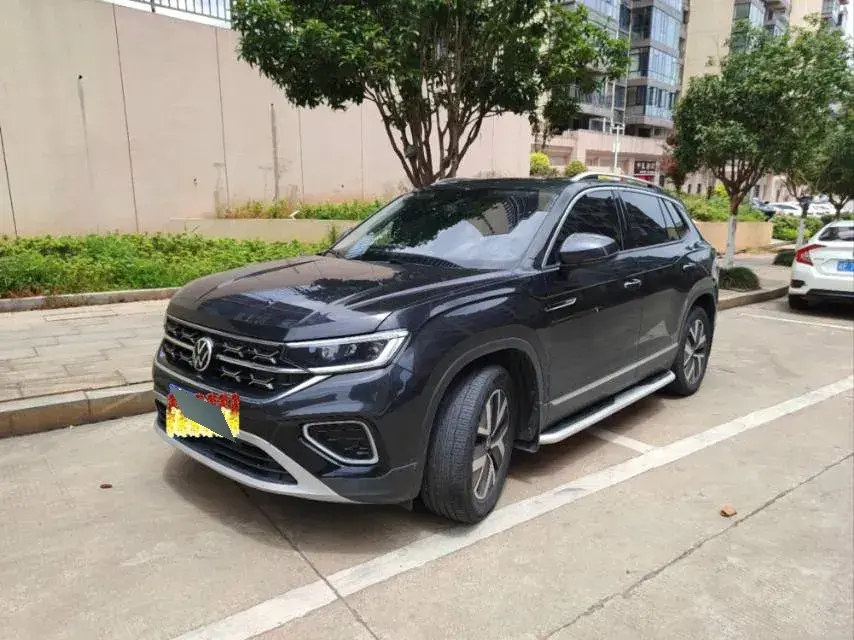 2023 Volkswagen Tayron 2.0T 186HP L4 7DCT