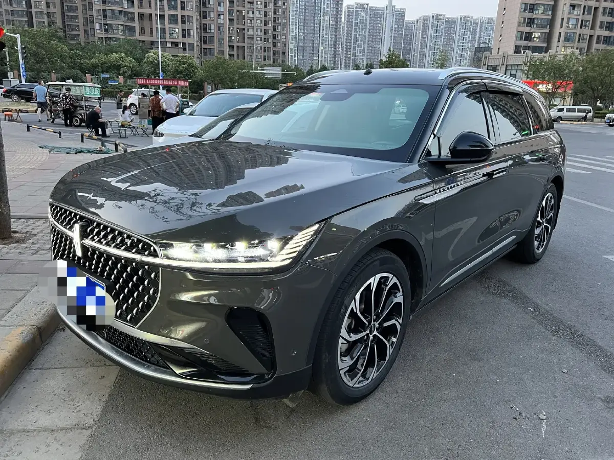 2023 Lincoln Nautilus 2.0T 261HP L4 8AT