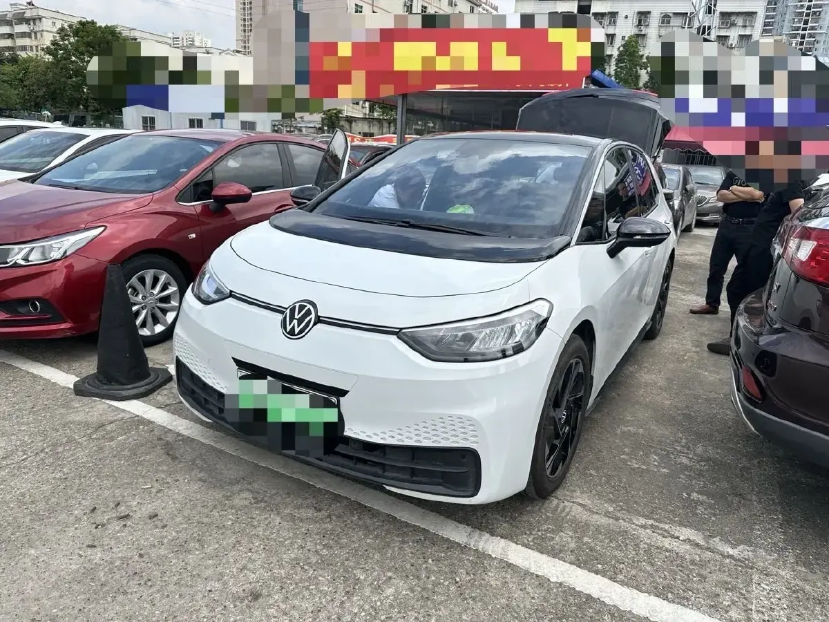 2023 Volkswagen ID.3 BEV 52.8KWH