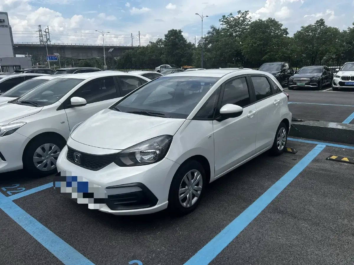 2024 Honda Fit 1.5L 124HP L4 CVT