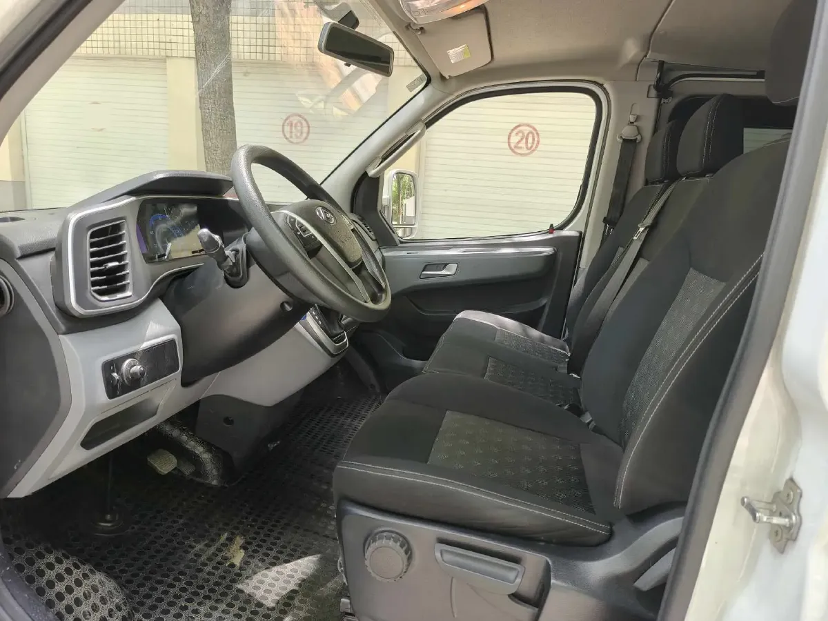 2023 MAXUS XinTu EV80 BEV 51.5KWH,autocango,china used car exporter,china ev exporter,chinese used car exporter,chinese used ev exporter