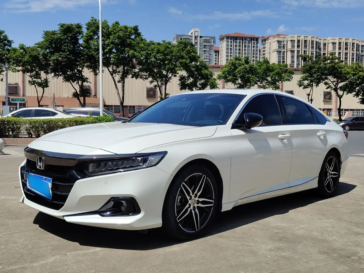 2022 Honda Accord 1.5T 194HP L4 CVT