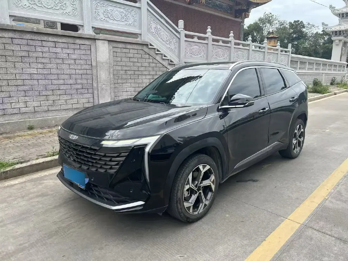 2023 Geely StarRay 1.5T 181HP L4 7DCT