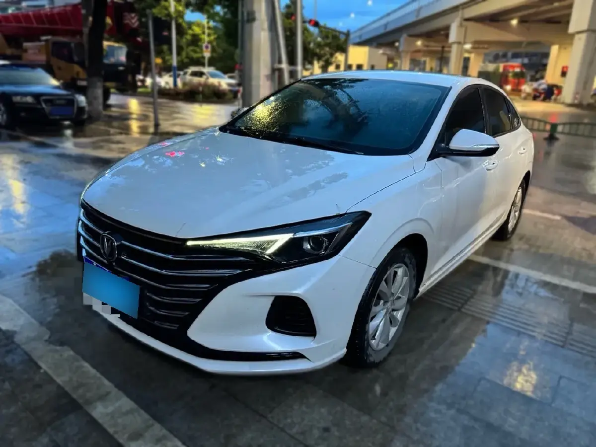 2022 ChangAn Eado 1.6L 128HP L4 CVT