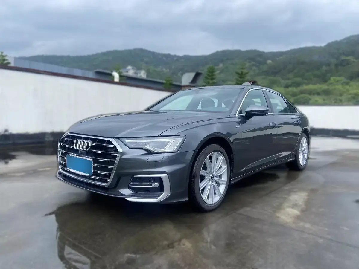 2024 Audi A6L 2.0T 245HP L4 7DCT