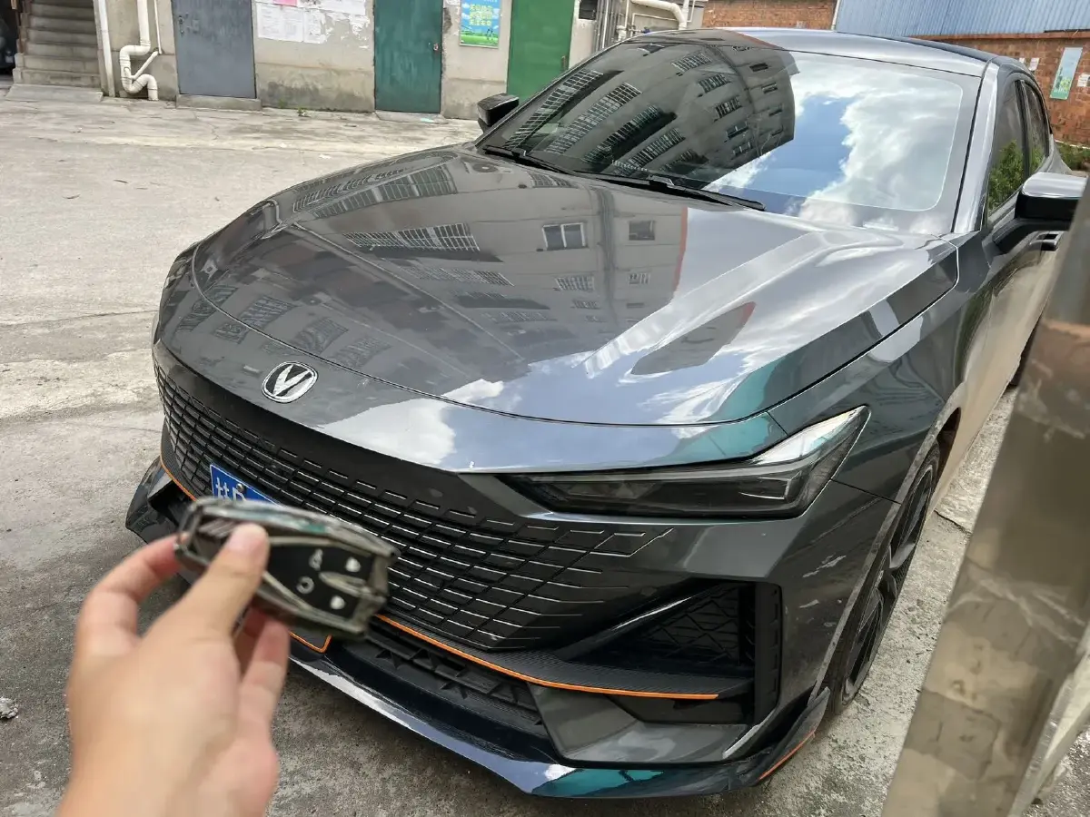 2023 ChangAn UNI-V 1.5T 188HP L4 7DCT