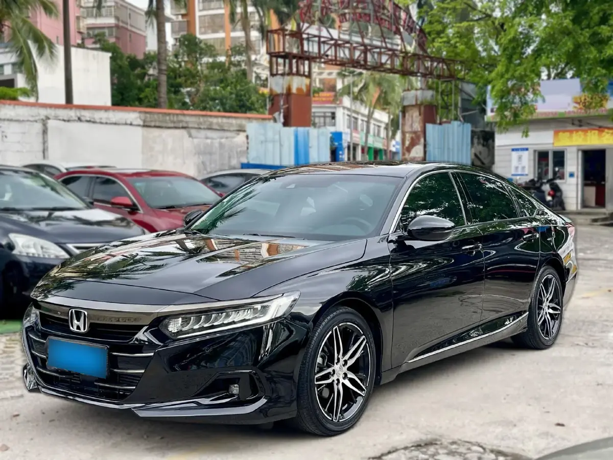 2022 Honda Accord 1.5T 194HP L4 CVT