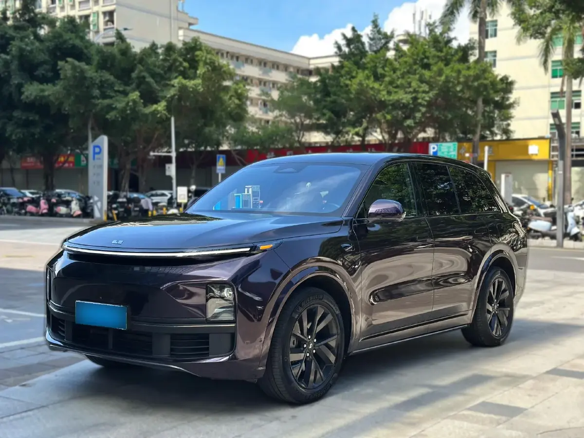 2023 Li L8 Range Extended 154HP REEV 40.9KWH