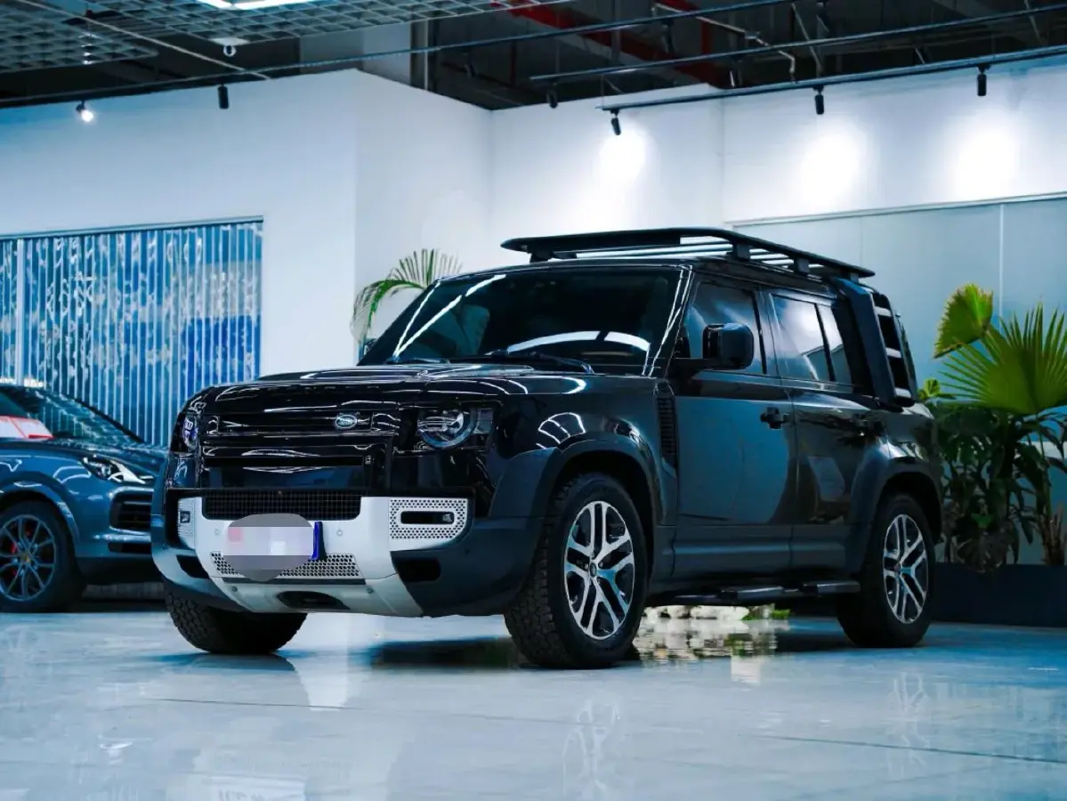 2024 Land Rover Defender 3.0T 400HP L6 8AT