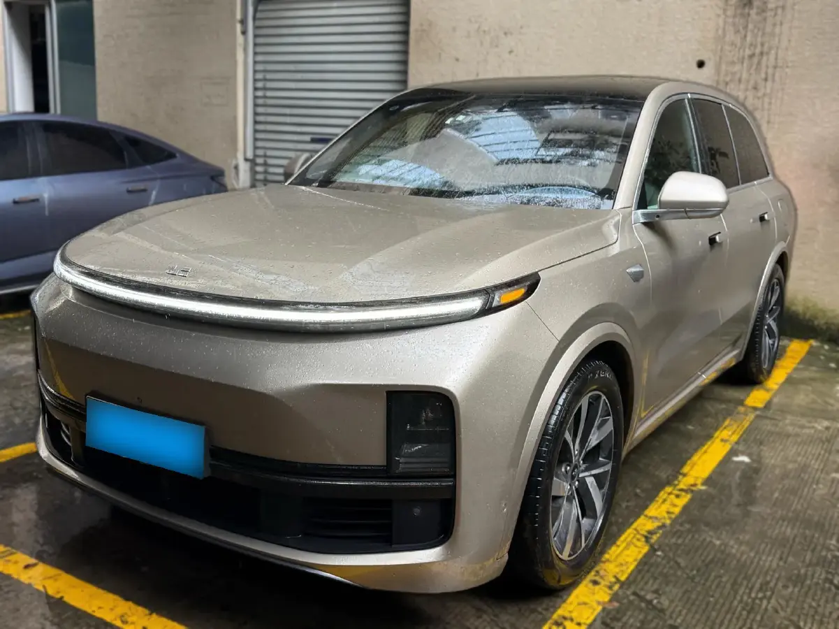 2023 Li L8 Range Extended 154HP REEV 40.9KWH