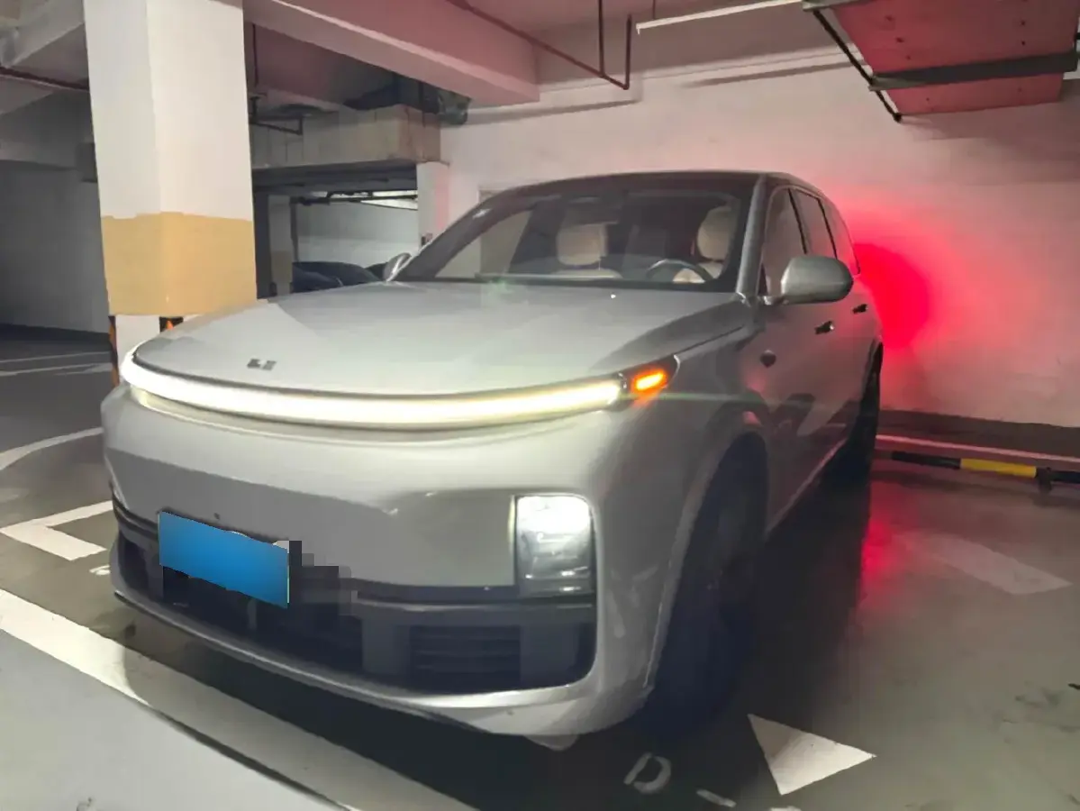 2023 Li L9 Range Extended 154HP REEV 42.6KWH