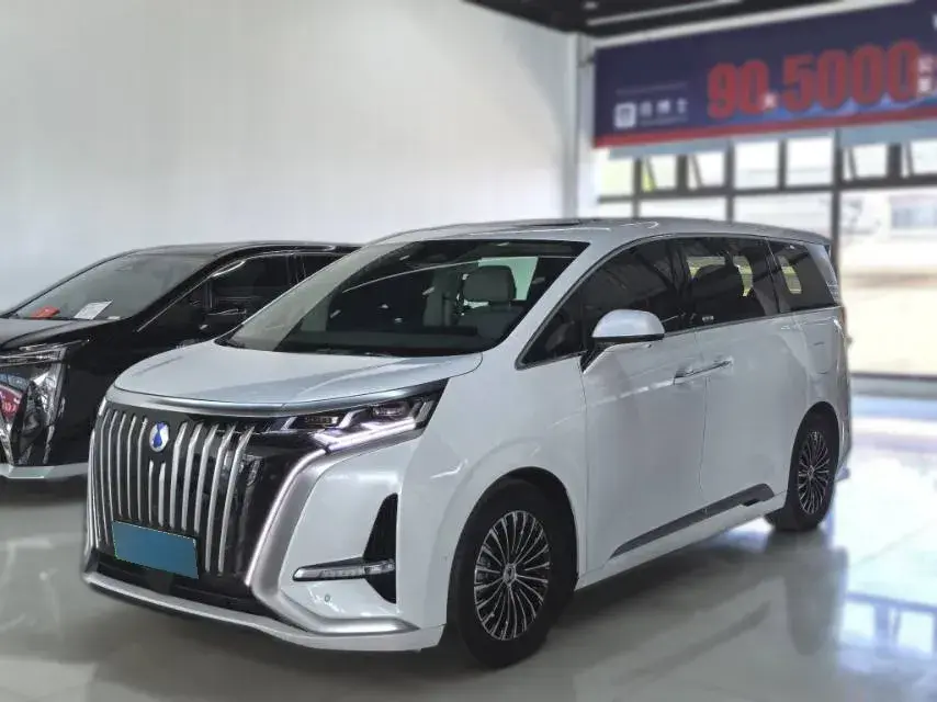 2022 Denza D9 BEV 103.36KWH