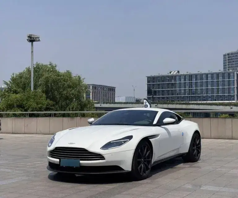 2020 Aston Martin DB11 4.0T 510HP V8 8AT