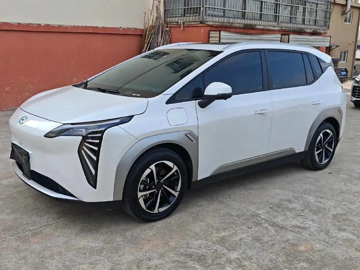 2023 Aion Y BEV 61.7KWH