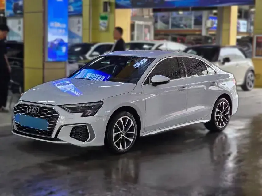 2022 Audi A3 1.4T 150HP L4 7DCT