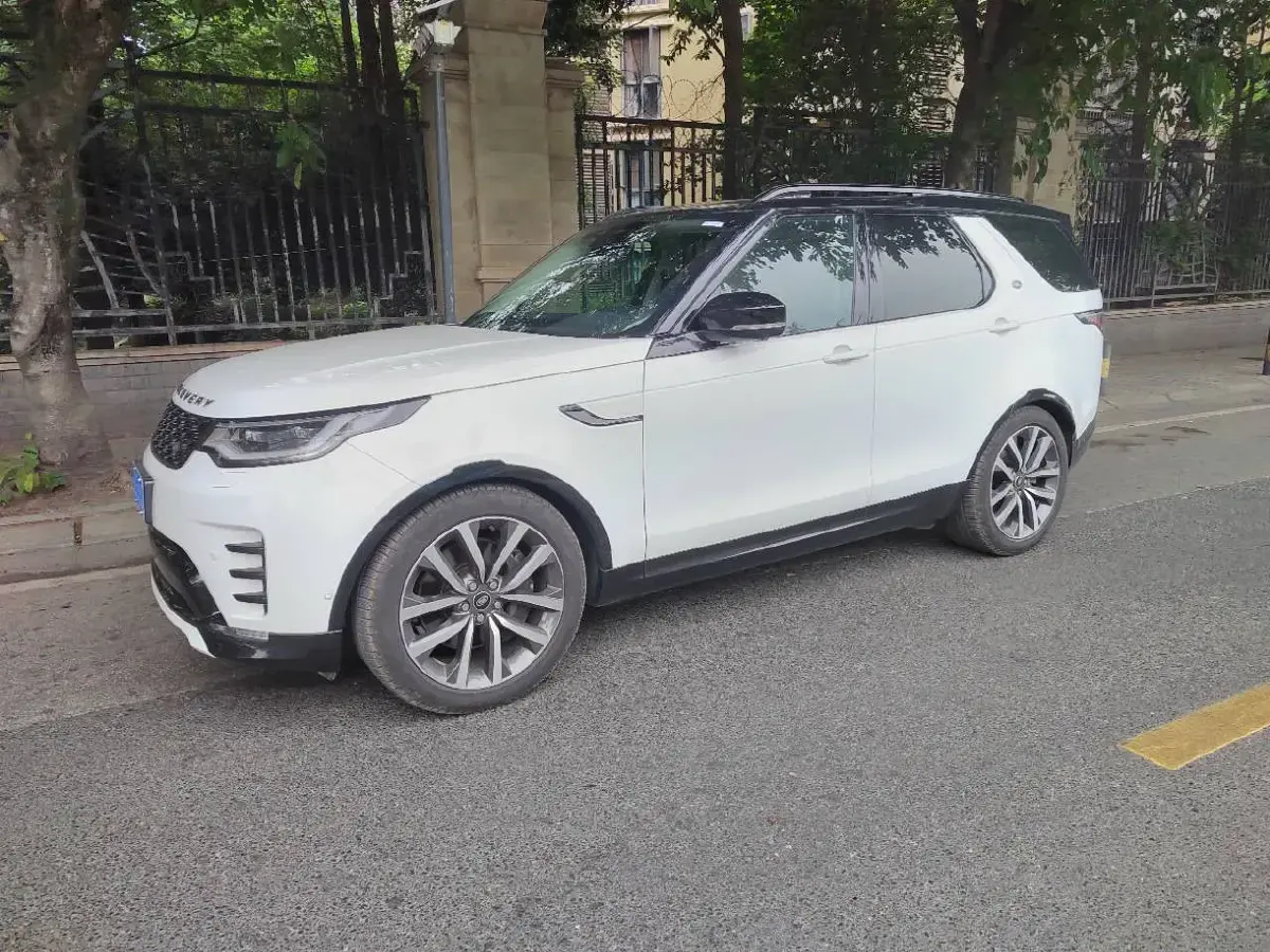 2024 Land Rover Discovery 3.0T 360HP L6 8AT