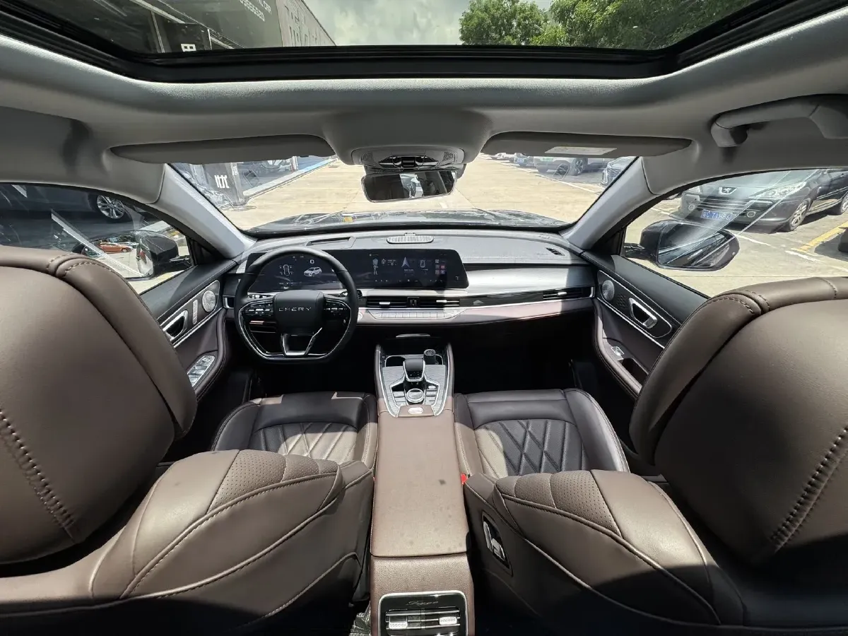 2025 Chery Tiggo 8 PRO 1.6T 197HP L4 7DCT,autocango,china used car exporter,china ev exporter,chinese used car exporter,chinese used ev exporter