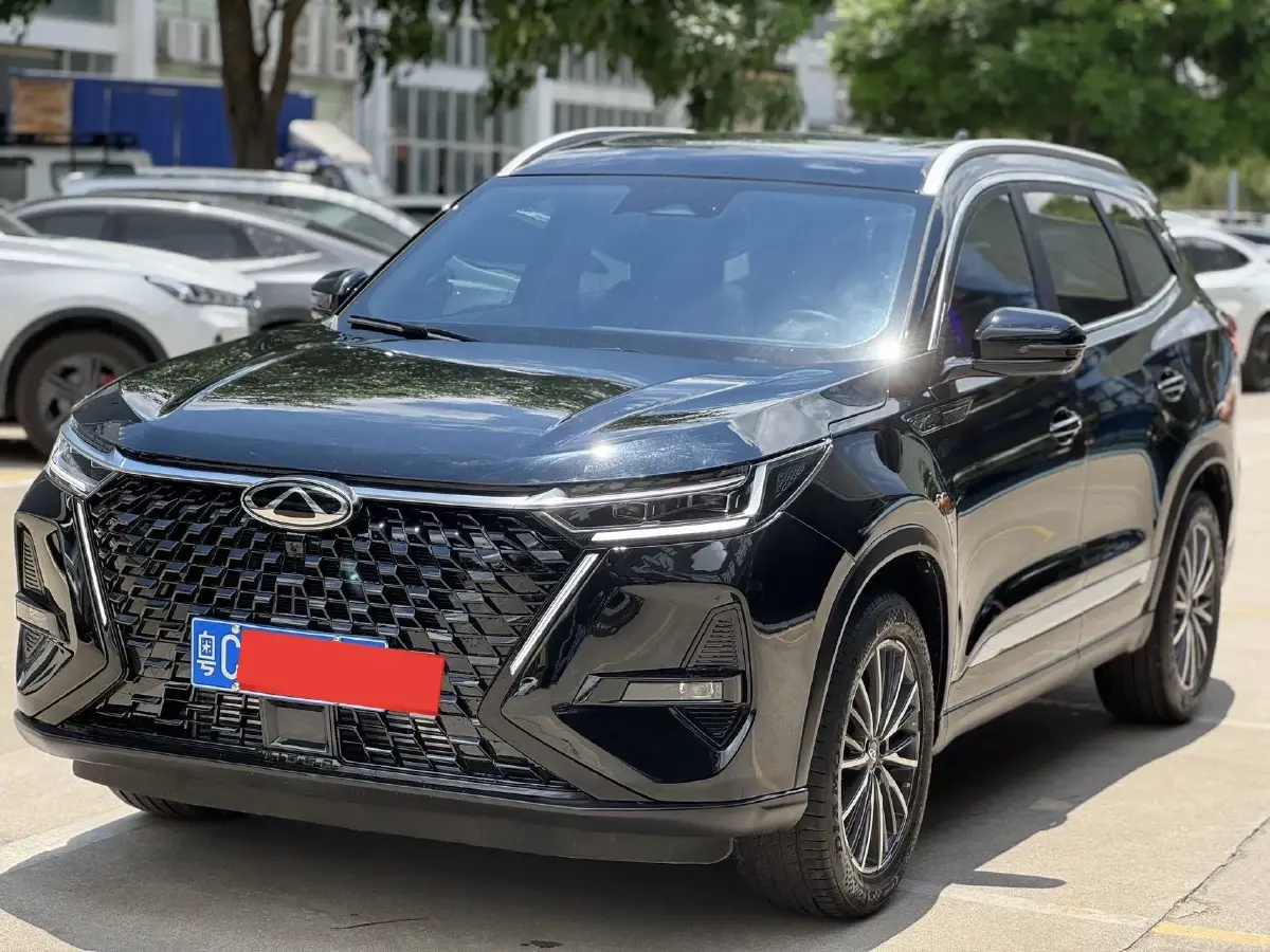 2025 Chery Tiggo 8 PRO 1.6T 197HP L4 7DCT