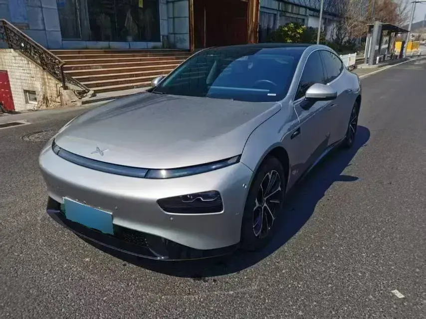 2022 Xpeng P7 BEV 77.9KWH