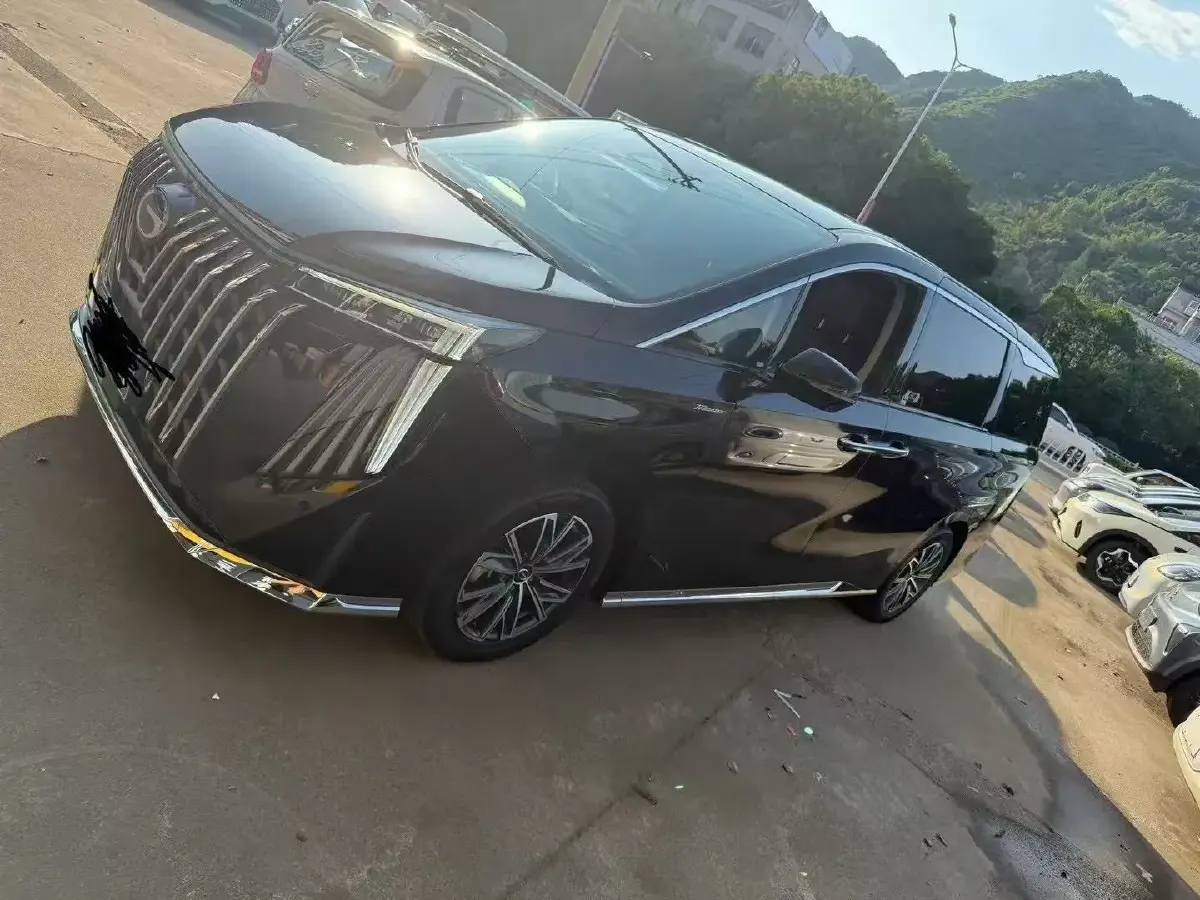 2023 GAC Trumpchi M8 2.0T 252HP L4 8AT