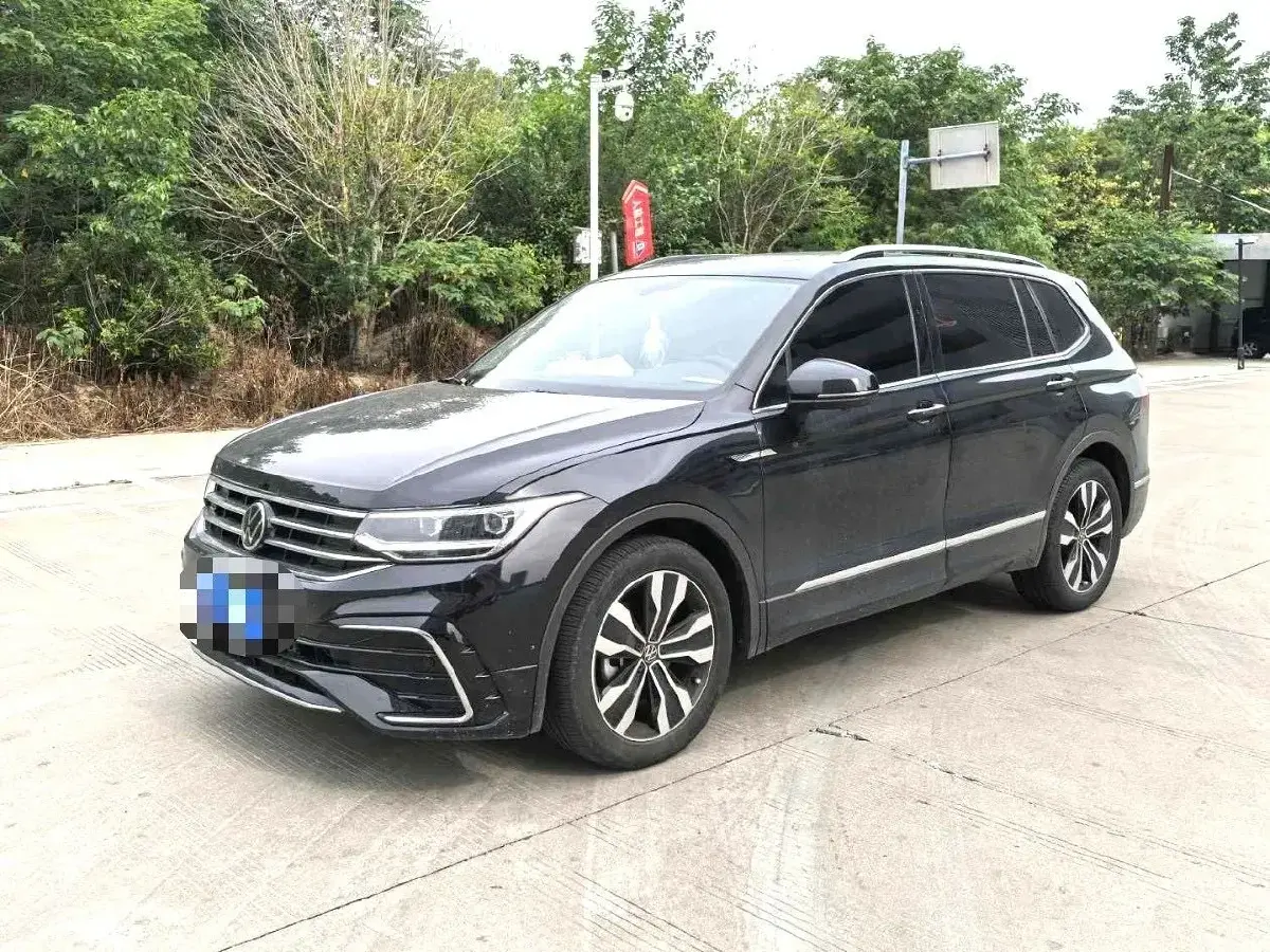 2024 Volkswagen Tiguan L 2.0T 186HP L4 7DCT