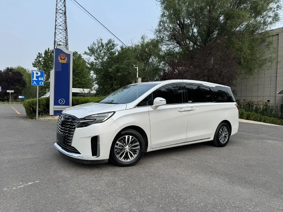 2023 Buick GL8 2.0T 237HP L4 9AT