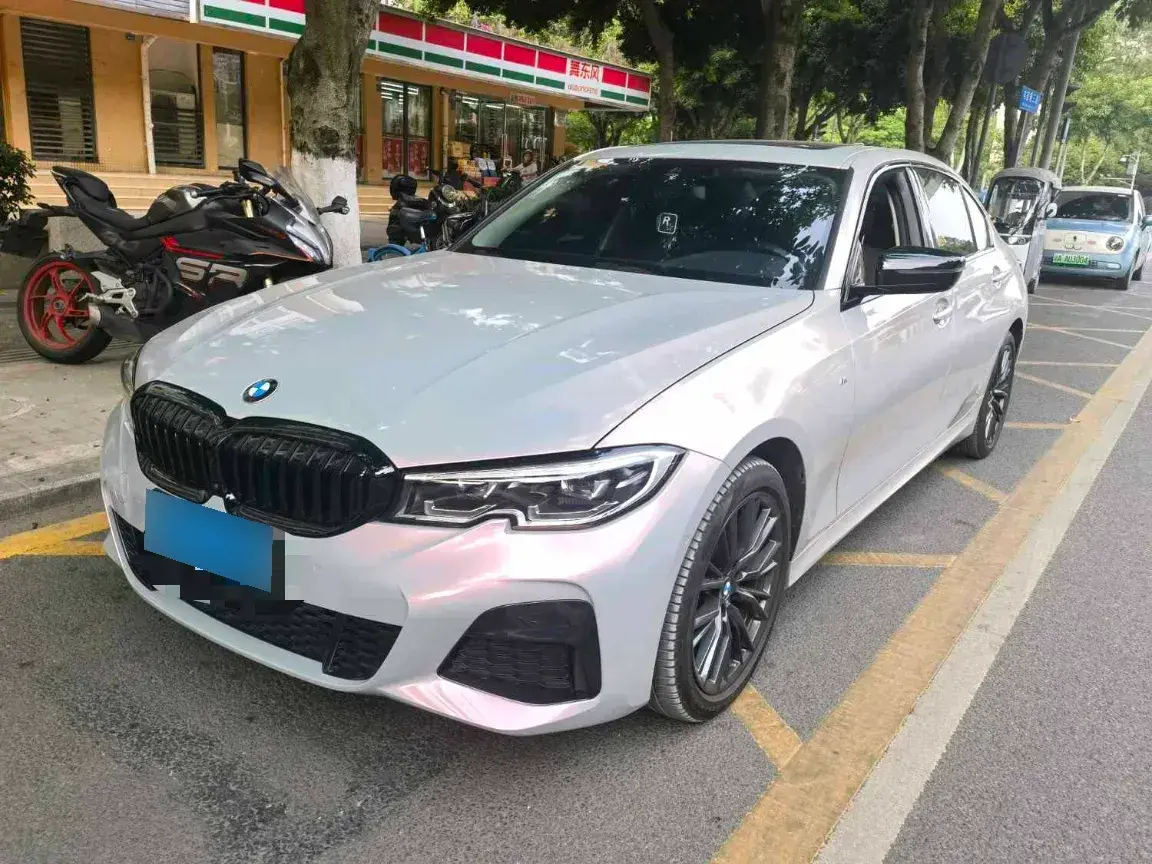 2022 BMW 3 Series 2.0T 184HP L4 8AT