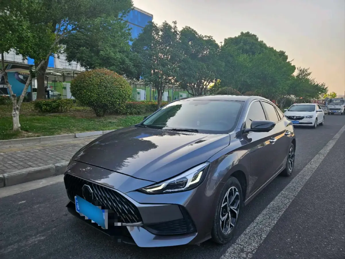 2023 MG 5 1.5L 129HP L4 CVT