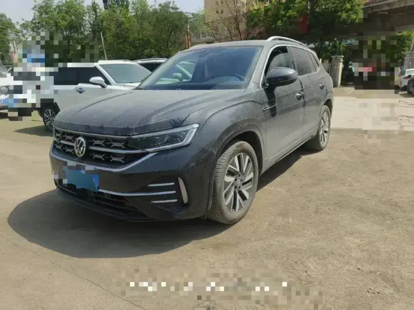 2023 Volkswagen Tayron 2.0T 220HP L4 7DCT