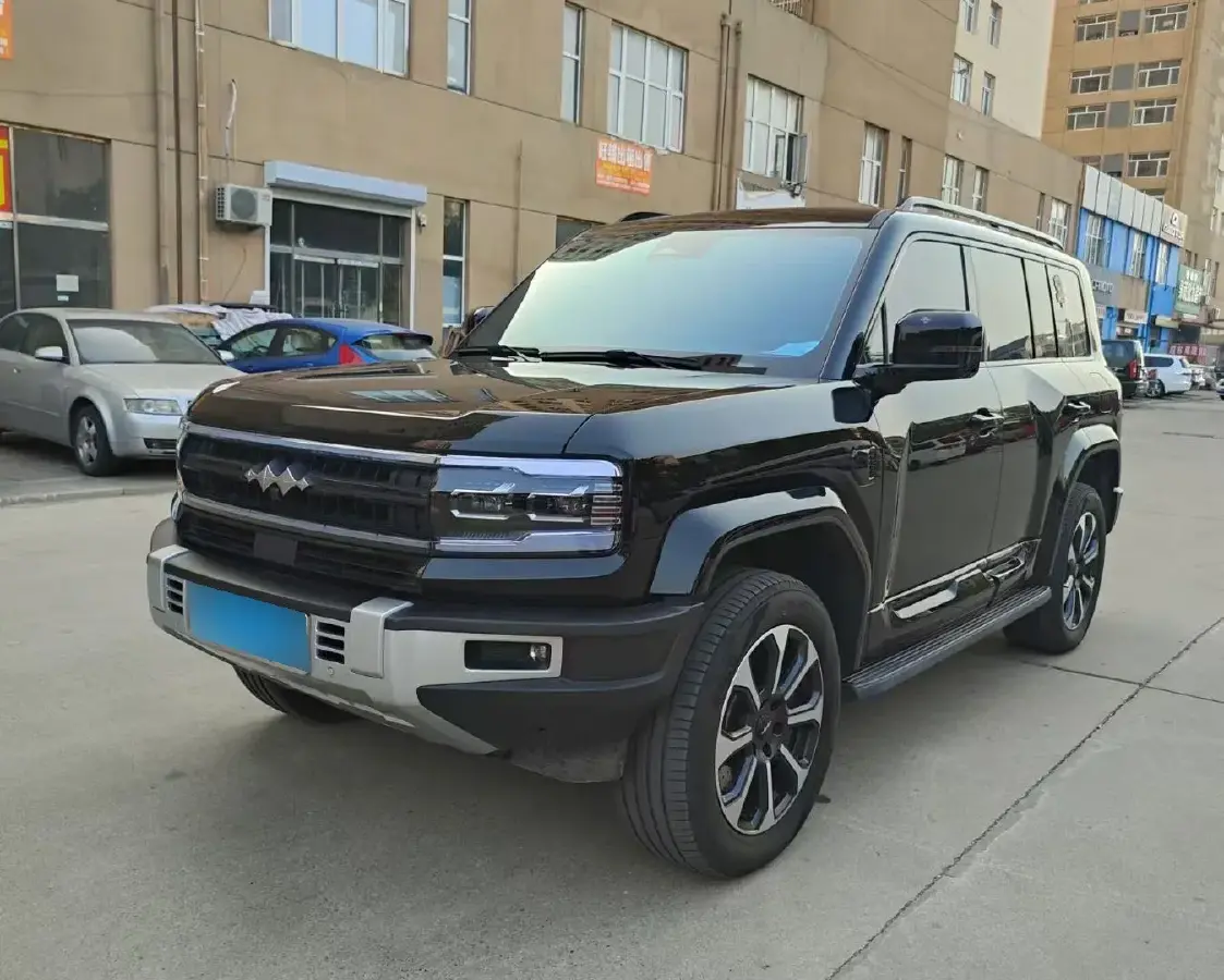 2023 FangChengBao Bao 5 1.5T 194HP L4 E-CVT PHEV 31.8KWH