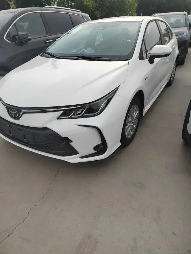 2023 Toyota Corolla 1.8L 98HP L4 E-CVT Hybrid