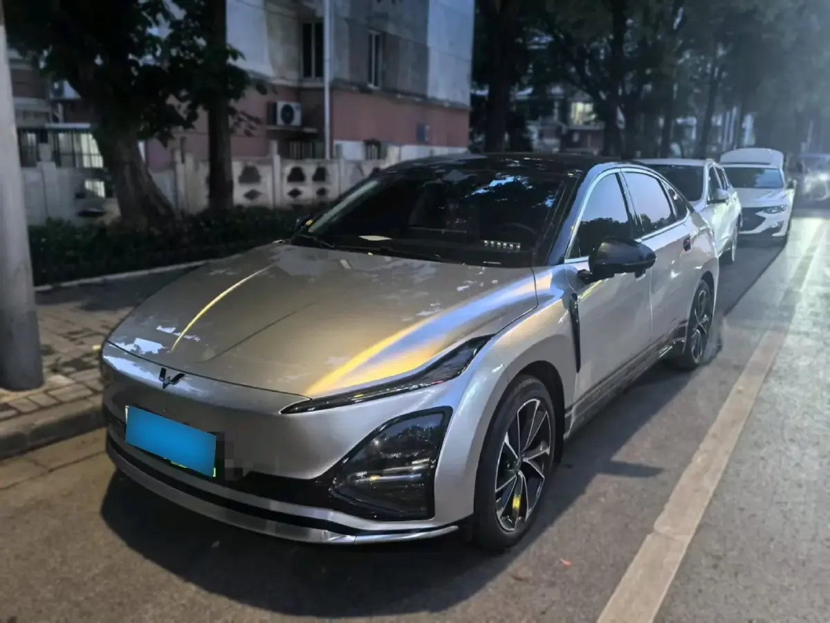 2024 WuLing XingGuang BEV 54.5KWH