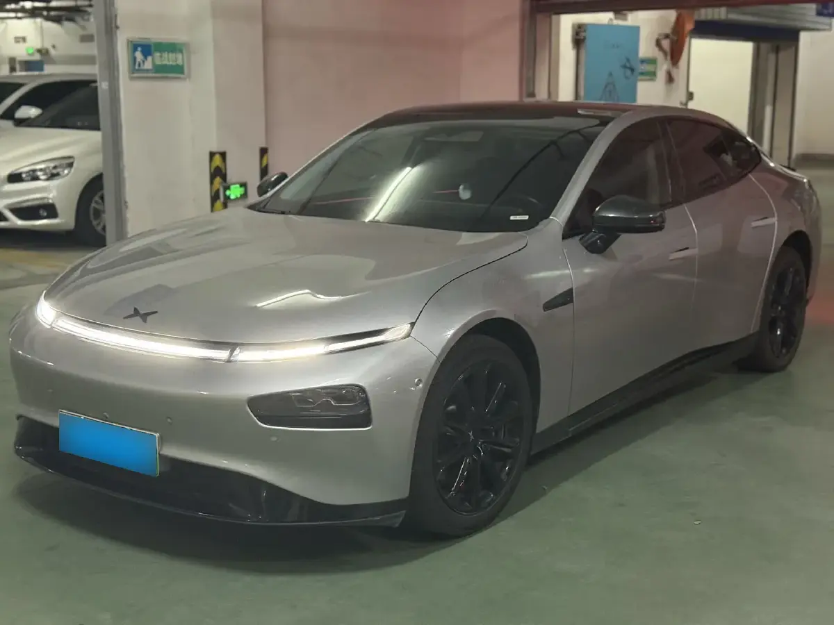 2022 Xpeng P7 BEV 83.1KWH