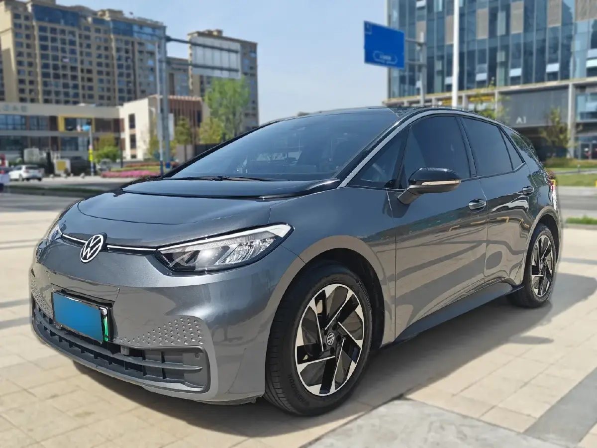 2024 Volkswagen ID.3 BEV 52.8KWH