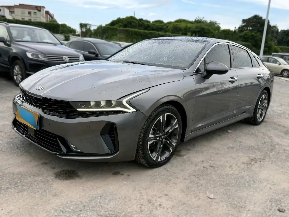 2020 Kia K5 1.5T 170HP L4 7DCT