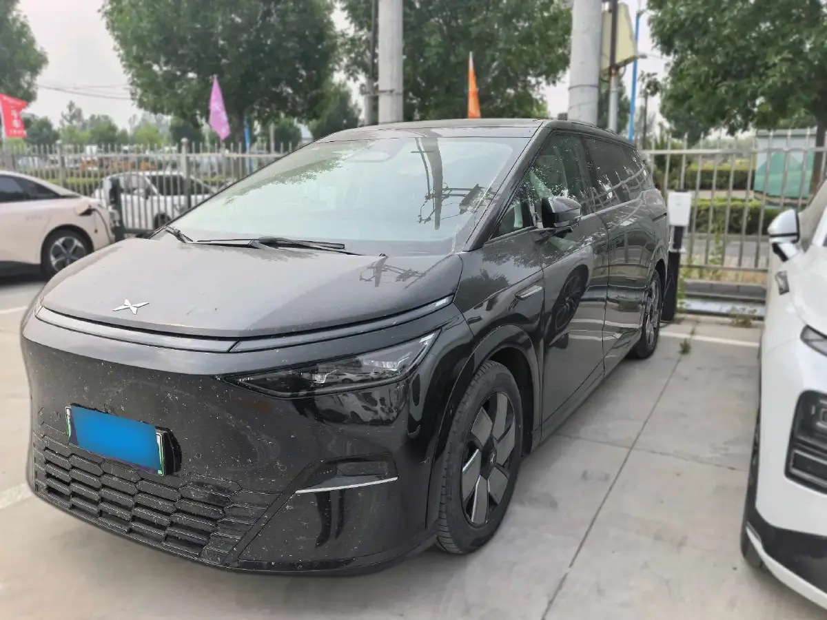 2024 Xpeng X9 BEV 101.5KWH