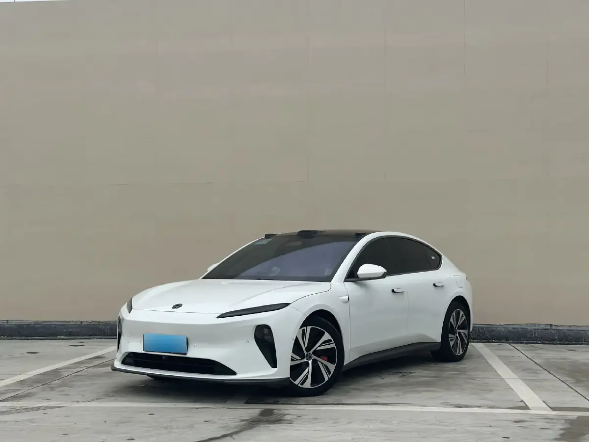2022 NIO ET5 BEV 75KWH