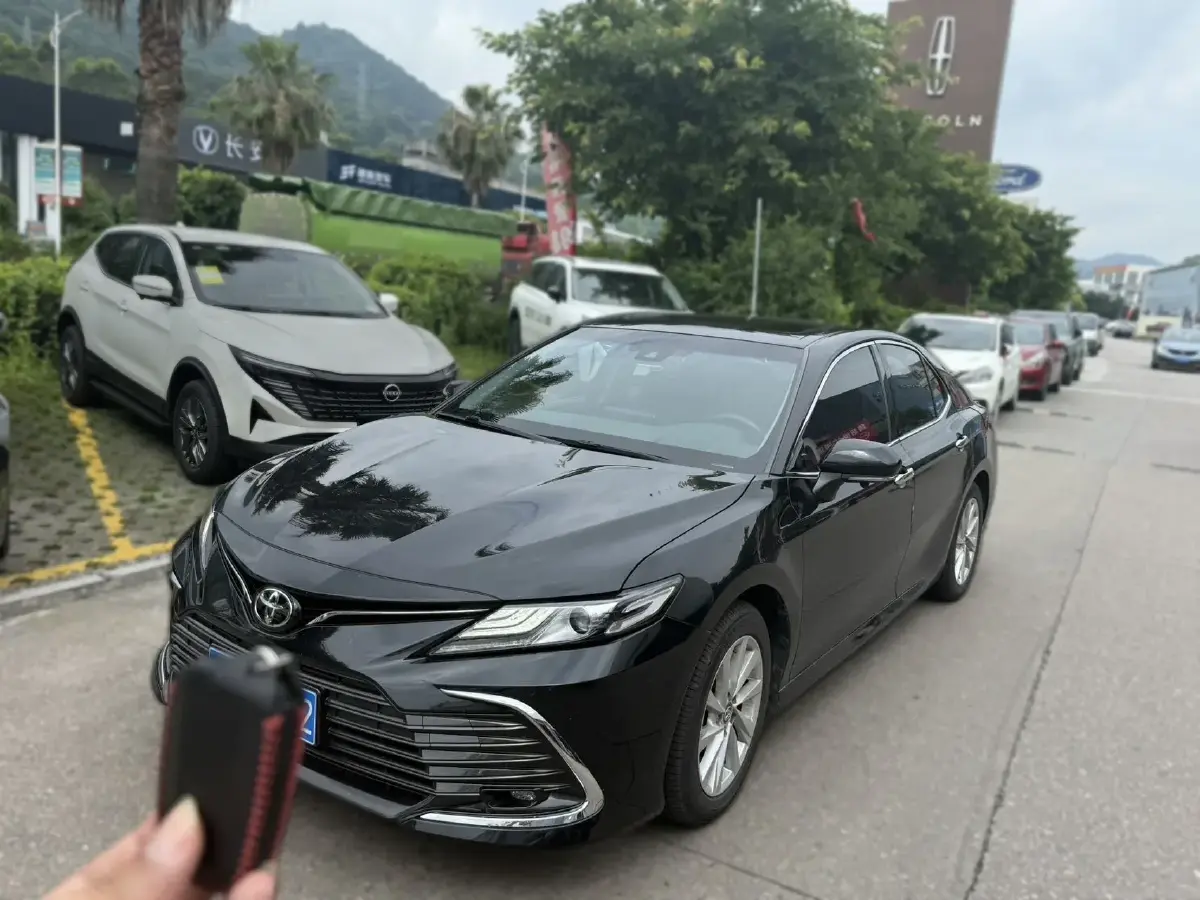 2021 Toyota Camry 2.0L 178HP L4 CVT