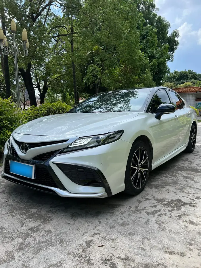 2022 Toyota Camry 2.0L 178HP L4 CVT