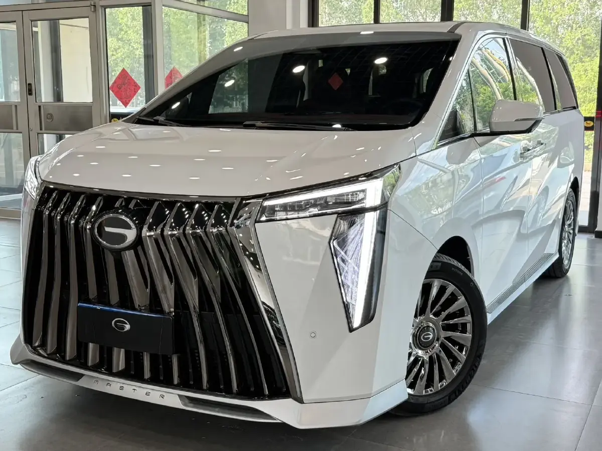 2023 GAC Trumpchi M8 2.0T 252HP L4 8AT