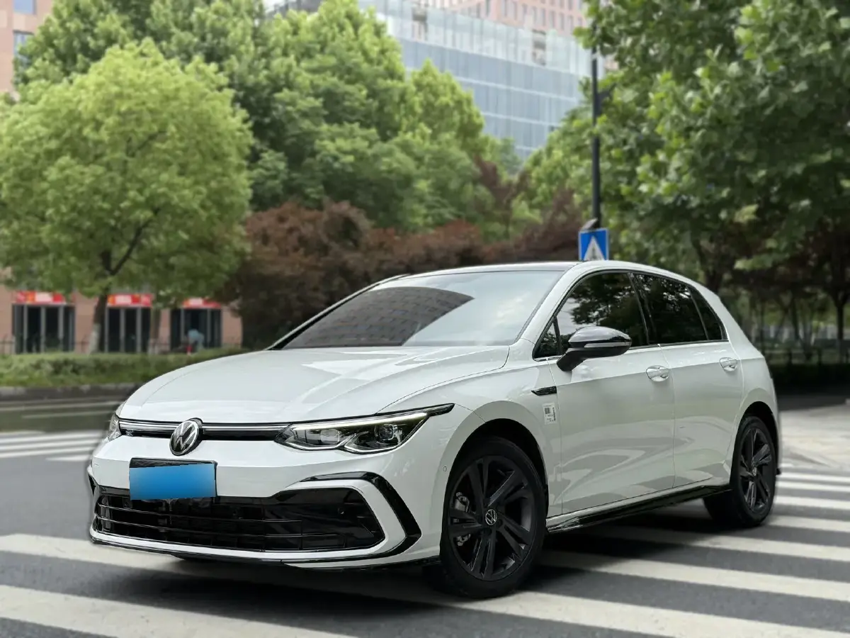 2023 Volkswagen Golf 1.4T 150HP L4 7DCT