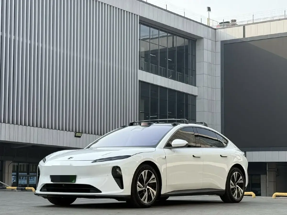2022 NIO ET5 BEV 75KWH