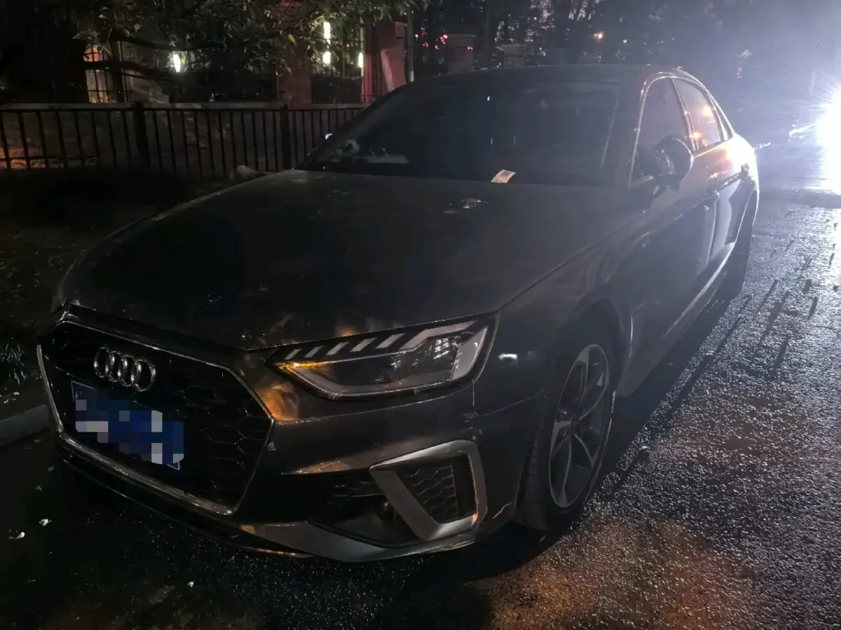 2023 Audi A4L 2.0T 190HP L4 7DCT