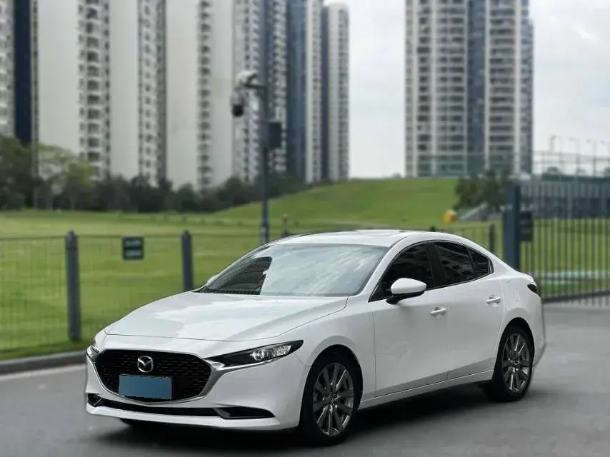 2021 Mazda 3 Axela 2.0L 158HP L4 6AT