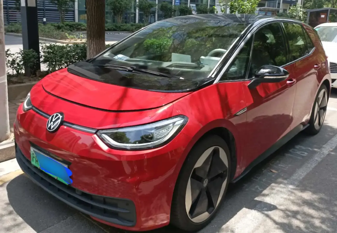 2023 Volkswagen ID.3 BEV 52.8KWH
