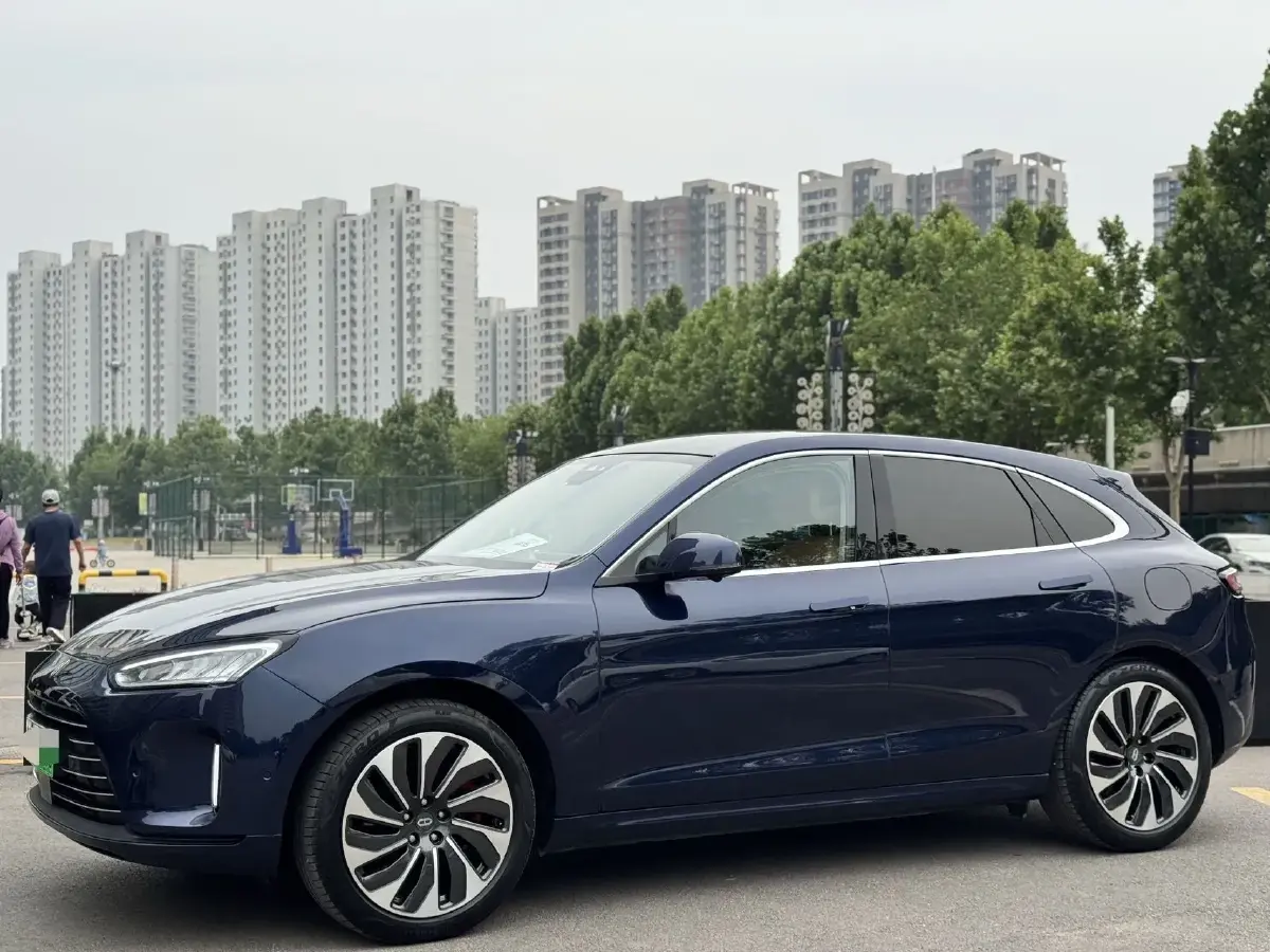 2022 HIMA AITO M5 Range Extended 125HP REEV 40KWH