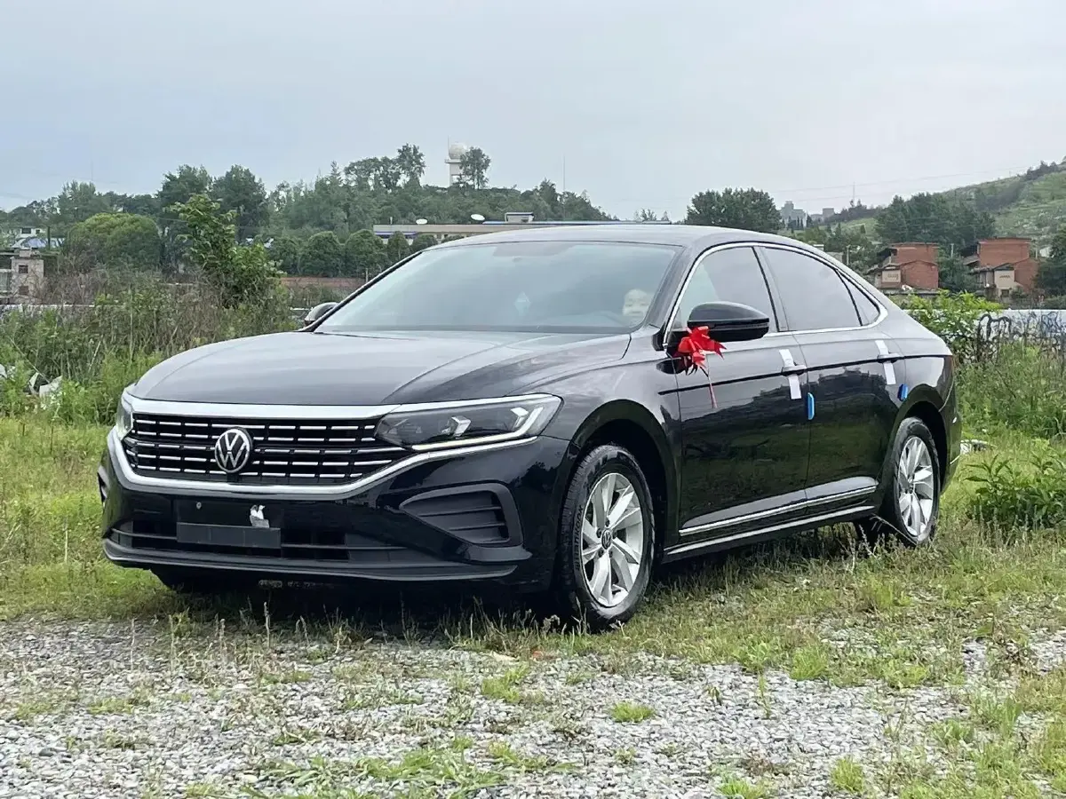 2022 Volkswagen Passat 1.4T 150HP L4 7DCT