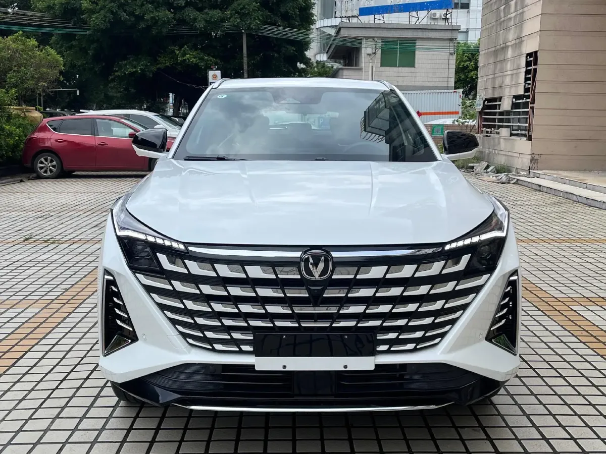 2025 ChangAn UNI-Z 1.5T 188HP L4 7DCT,autocango,china used car exporter,china ev exporter,chinese used car exporter,chinese used ev exporter