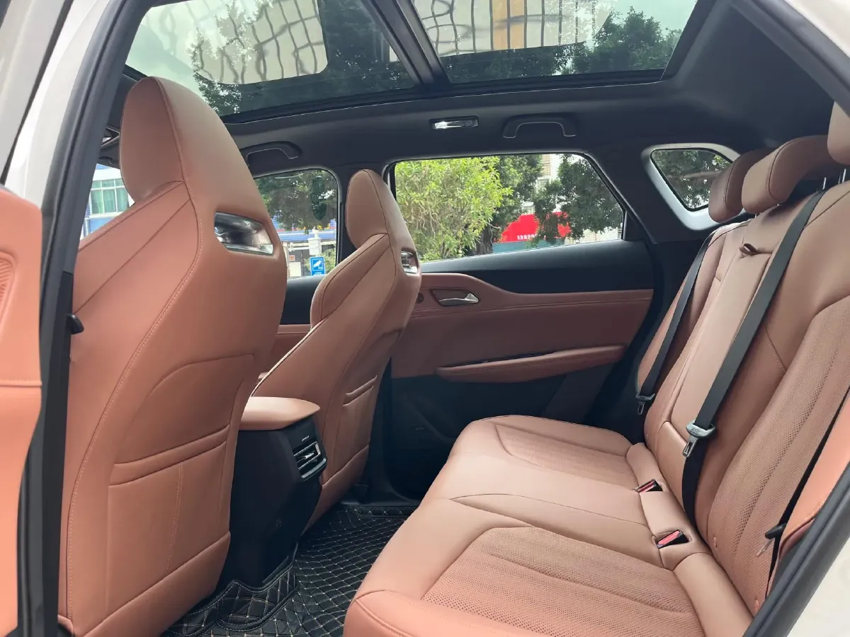 2025 ChangAn UNI-Z 1.5T 188HP L4 7DCT,autocango,china used car exporter,china ev exporter,chinese used car exporter,chinese used ev exporter